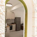 Lagadia Stone House * Áyios Nikítas