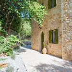 Lagadia Stone House Áyios Nikítas