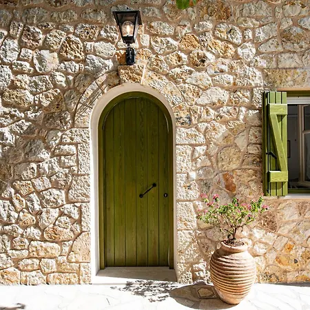 Lagadia Stone House Apartment Agios Nikitas