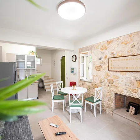 Apartment Lagadia Stone House Agios Nikitas