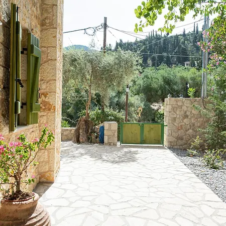 Lagadia Stone House Διαμέρισμα *