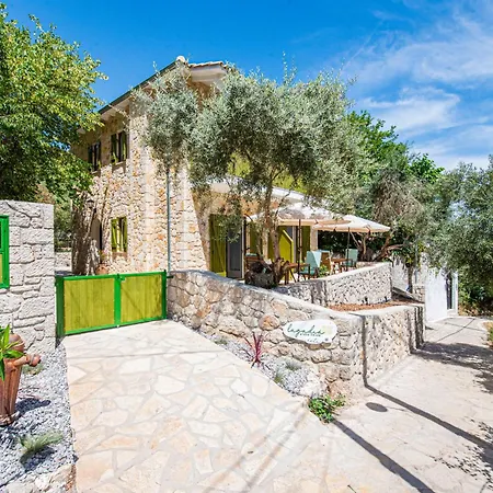 Apartment Lagadia Stone House Agios Nikitas