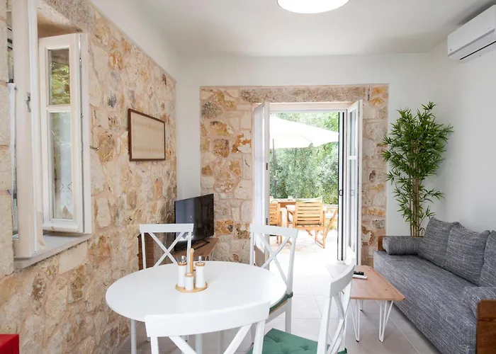 Апартаменты Lagadia Stone House Айос-Никитас