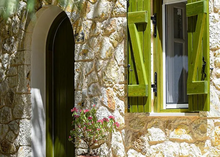 Апартаменты Lagadia Stone House