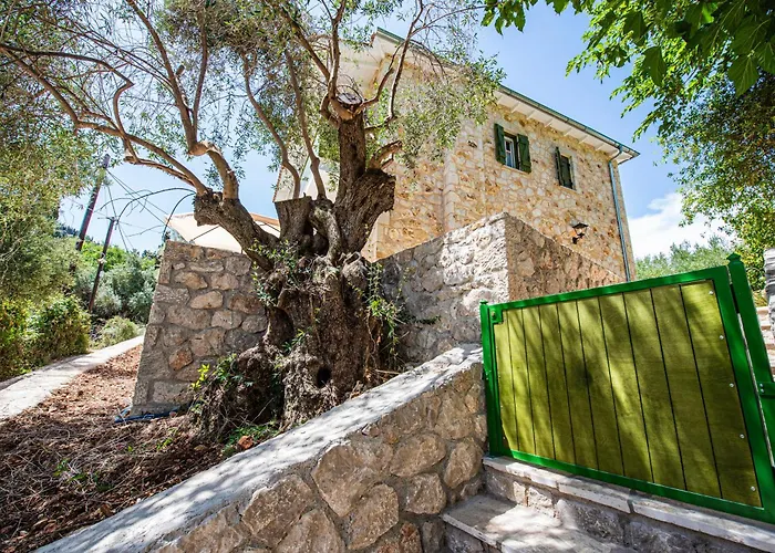 Апартаменты Lagadia Stone House