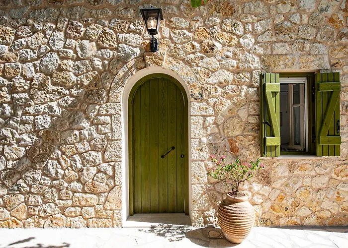 Lagadia Stone House Апартаменты Айос-Никитас